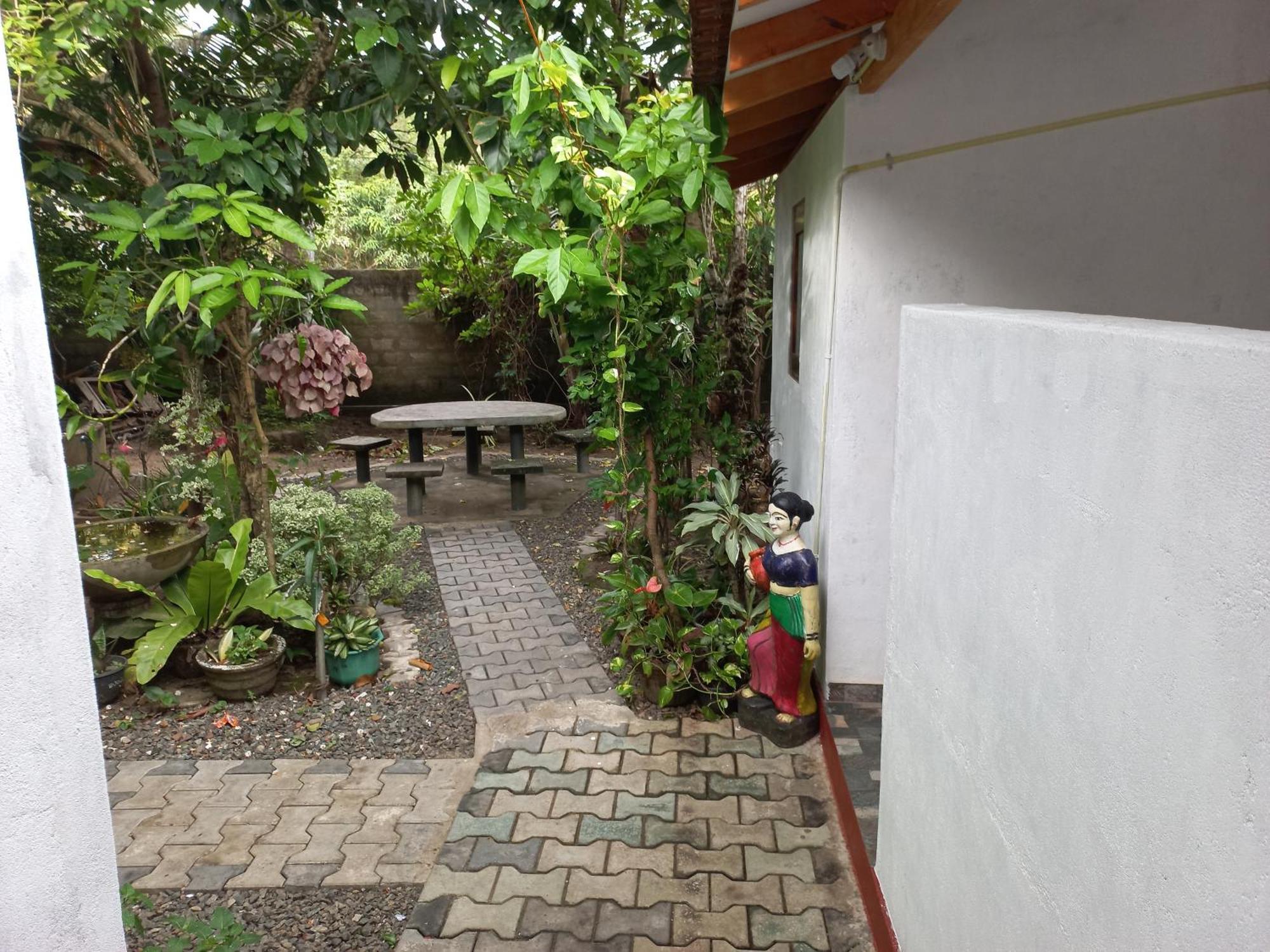 Mango Villa 703 Hikkaduwa Zewnętrze zdjęcie